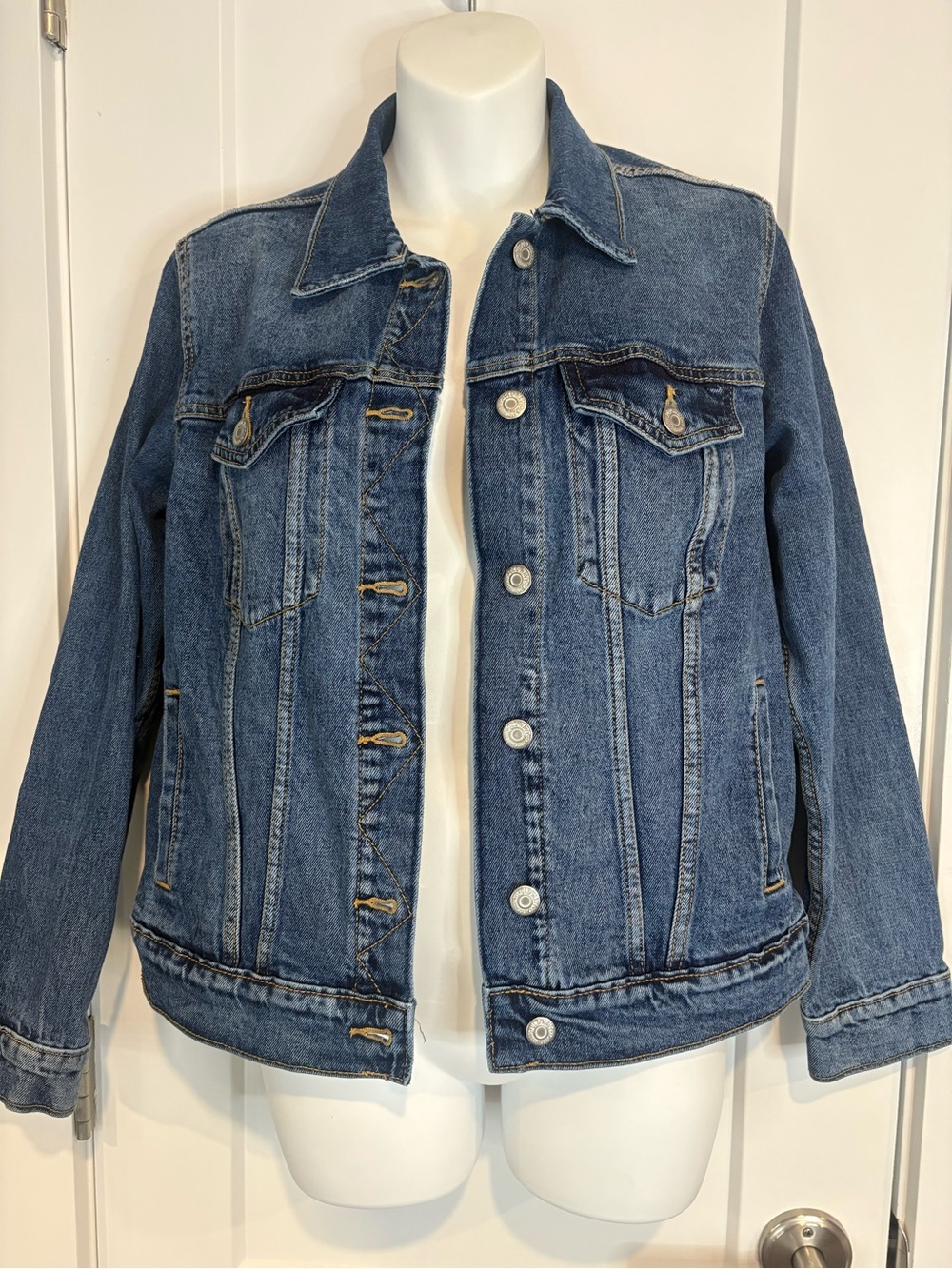 Old Navy Medium Blue Women's Denim Jacket
